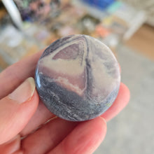 Load image into Gallery viewer, Porcelain Jasper Round Palmstone