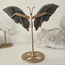 Load image into Gallery viewer, Purple Labradorite Wings