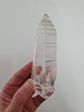 Load image into Gallery viewer, Lemurian Seed Quartz
