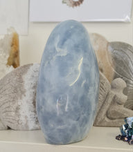 Load image into Gallery viewer, Blue Calcite Freeform