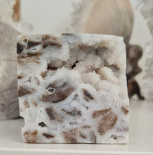 Load image into Gallery viewer, Sphalerite Cube - Spinning
