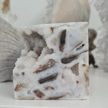 Load image into Gallery viewer, Sphalerite Cube - Spinning