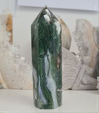 Load image into Gallery viewer, Moss Agate Tower