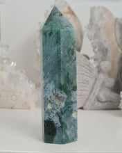 Load image into Gallery viewer, Moss Agate Tower