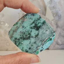 Load image into Gallery viewer, Druzy Chrysocolla with Malachite