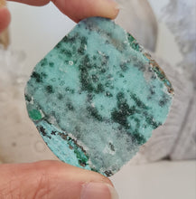 Load image into Gallery viewer, Druzy Chrysocolla with Malachite