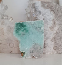 Load image into Gallery viewer, Druzy Chrysocolla