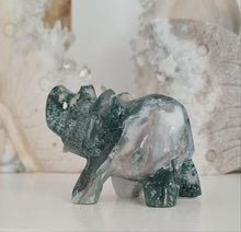 Load image into Gallery viewer, Moss Agate Elephant
