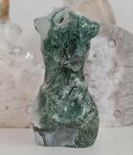 Load image into Gallery viewer, Moss Agate Goddess Body