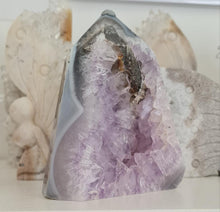 Load image into Gallery viewer, Amethyst Agate Freeform
