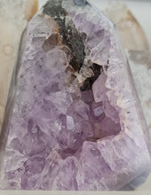 Load image into Gallery viewer, Amethyst Agate Freeform