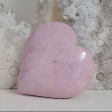 Load image into Gallery viewer, Phosphosiderite Heart