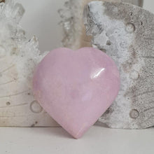 Load image into Gallery viewer, Phosphosiderite Heart