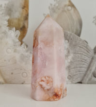 Load image into Gallery viewer, Flower Agate -soft pink