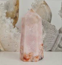 Load image into Gallery viewer, Flower Agate -soft pink