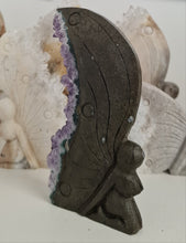 Load image into Gallery viewer, Amethyst Cluster Fairy