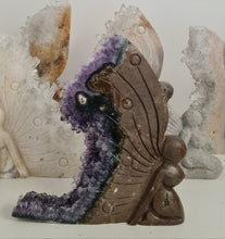 Load image into Gallery viewer, Amethyst Cluster Fairy