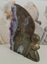 Load image into Gallery viewer, Amethyst Cluster Fairy