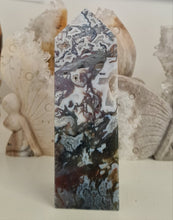 Load image into Gallery viewer, Purple Moss Agate Tower