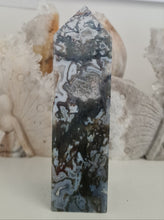 Load image into Gallery viewer, Purple Moss Agate Tower