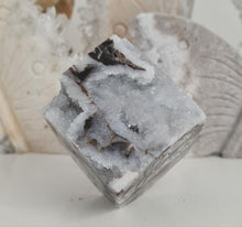 Load image into Gallery viewer, Sphalerite Cube - Spinning