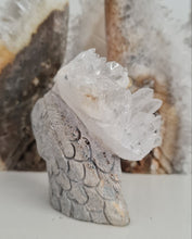Load image into Gallery viewer, Quartz Cluster Eagle
