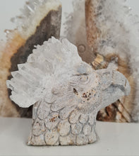 Load image into Gallery viewer, Quartz Cluster Eagle