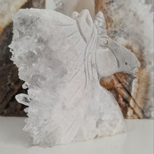 Load image into Gallery viewer, Quartz Cluster Unicorn