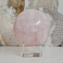 Load image into Gallery viewer, Rose Quartz Sphere