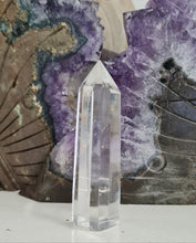 Load image into Gallery viewer, Clear Quartz Point