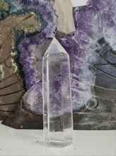 Load image into Gallery viewer, Clear Quartz Point