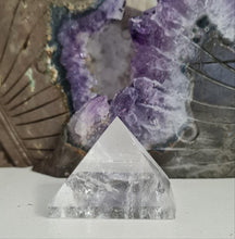 Load image into Gallery viewer, Clear Quartz Pyramid