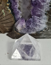 Load image into Gallery viewer, Clear Quartz Pyramid