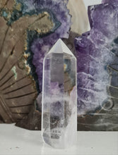 Load image into Gallery viewer, Clear Quartz Point