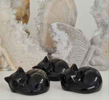 Load image into Gallery viewer, Gold Sheen Obsidian Sleeping Cat