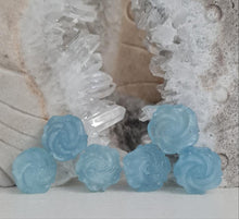 Load image into Gallery viewer, Aquamarine Flowers