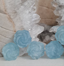 Load image into Gallery viewer, Aquamarine Flowers