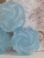 Load image into Gallery viewer, Aquamarine Flowers