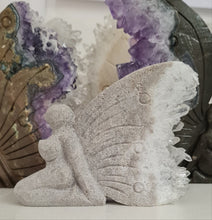 Load image into Gallery viewer, Quartz Cluster Fairy