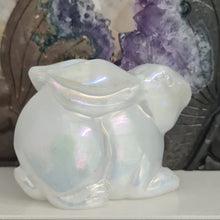 Load image into Gallery viewer, Aura Selenite Bunny