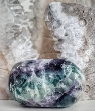 Load image into Gallery viewer, Feather Fluorite Palmstone with Rainbows