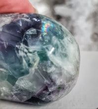 Load image into Gallery viewer, Feather Fluorite Palmstone with Rainbows