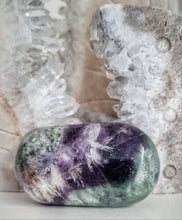 Load image into Gallery viewer, Feather Fluorite Palmstone with Rainbows