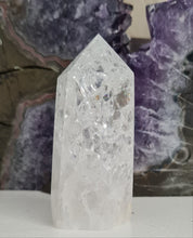 Load image into Gallery viewer, Crackle Quartz Tower