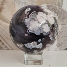 Load image into Gallery viewer, Black Flower Agate Sphere