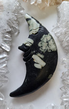 Load image into Gallery viewer, Chrysanthemum Stone Moon