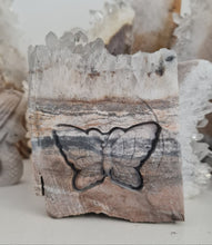 Load image into Gallery viewer, Butterfly Carving Stone Quartz Cluster