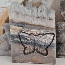 Load image into Gallery viewer, Butterfly Carving Stone Quartz Cluster