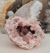 Load image into Gallery viewer, Pink Amethyst Geode