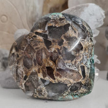 Load image into Gallery viewer, Quantum Quattro Heart